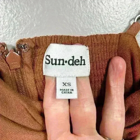 ARITZIA Cowl Neck Strappy A Line Mini Slip Dress Brown Smocked Back XS - Picture 6 of 10